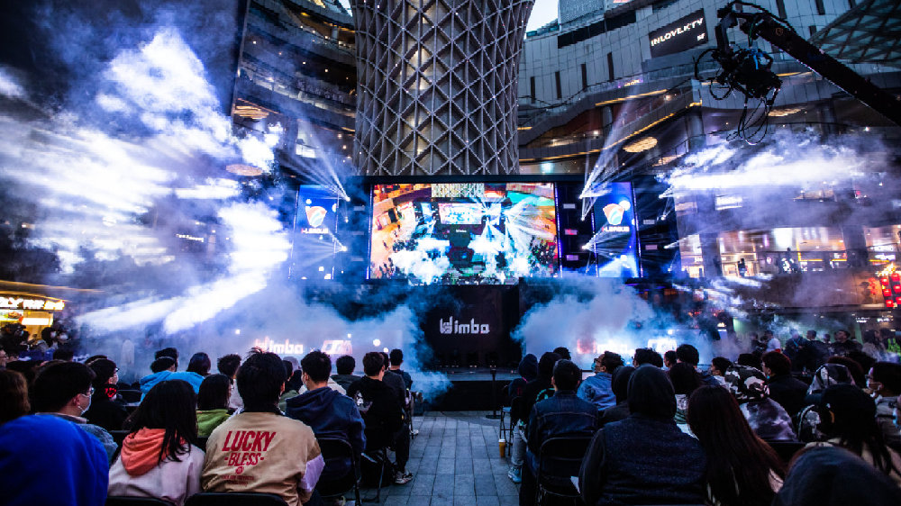 她始终保持 她始终保持