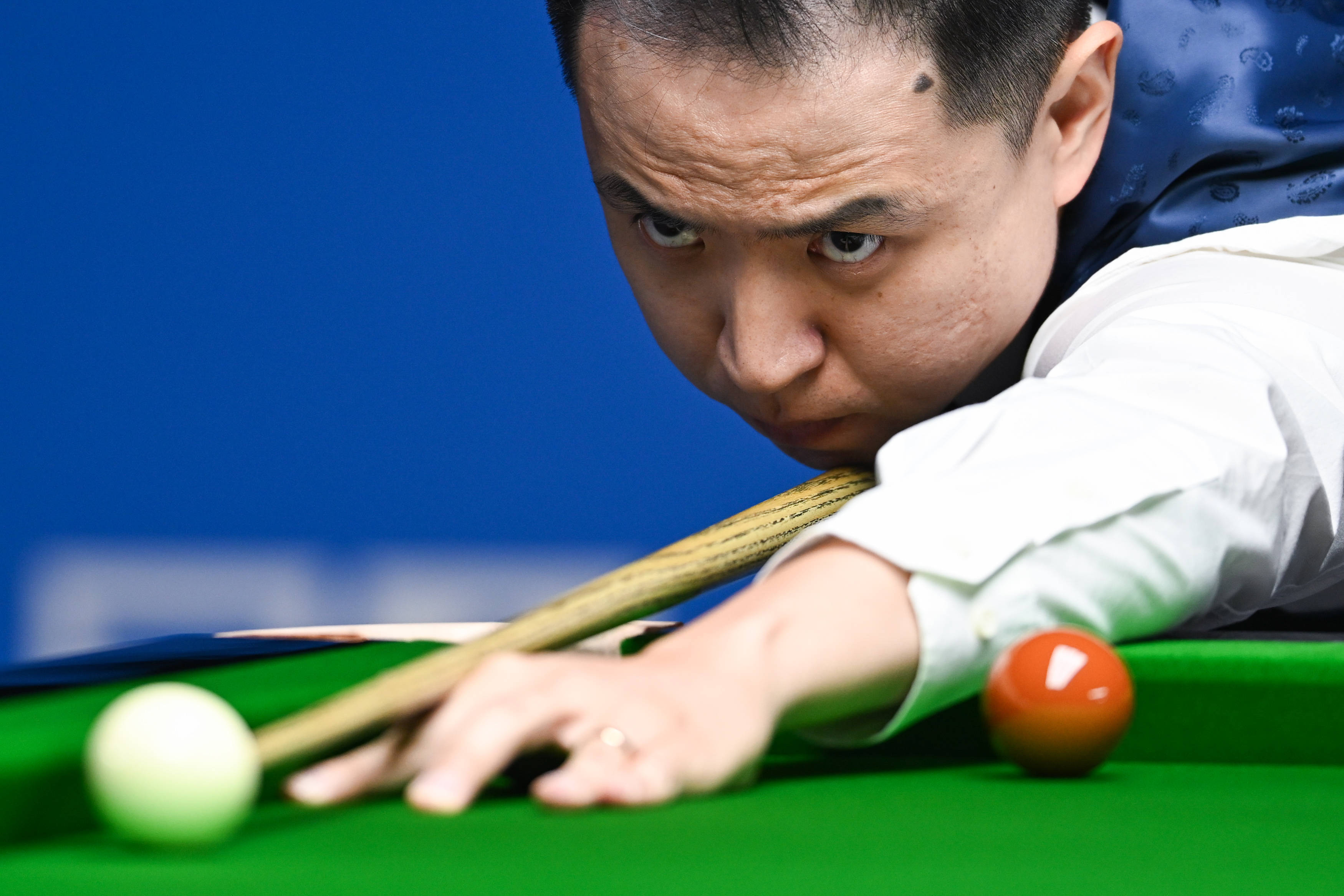 迷争论的焦 迷争论的焦